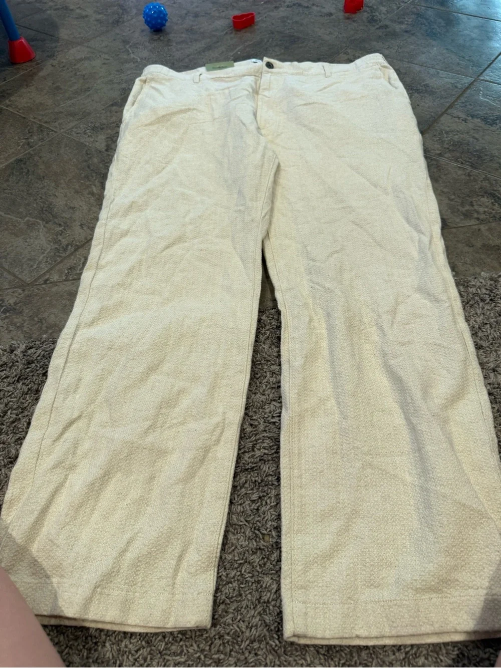 ❤️Cream Textured Wide-Leg trousers